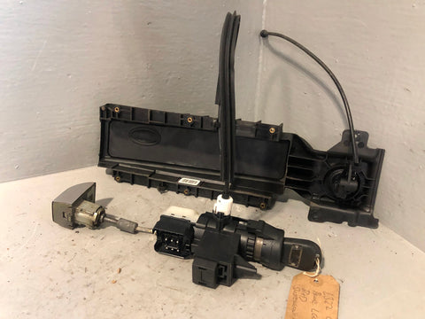 Range Rover L322 Ignition Barrel with Key Lock Set V8 2002 to 2006 R31075