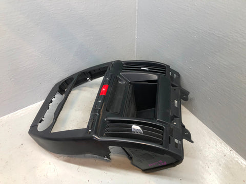 Freelander 2 Centre Dashboard Vents Panel Black Land Rover 2006 to 2011 R11026