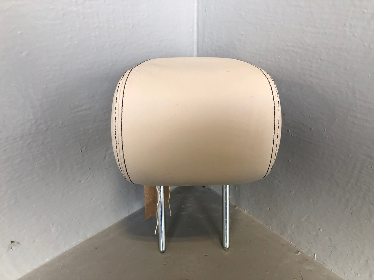 Range Rover Evoque Headrest Rear Centre Ivory Leather 2011 to 2015 L02095