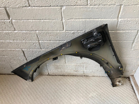 Discovery 4 Front Wing Off Side Santorini Black LRC 820 2009 to 2016 K30095