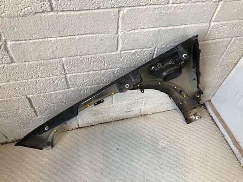 Discovery 4 Front Wing Off Side Santorini Black LRC 820 2009 to 2016 K30095