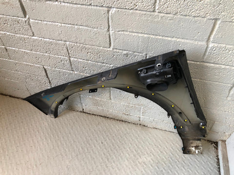 Discovery 4 Front Wing Off Side Santorini Black LRC 820 2009 to 2016 K30095