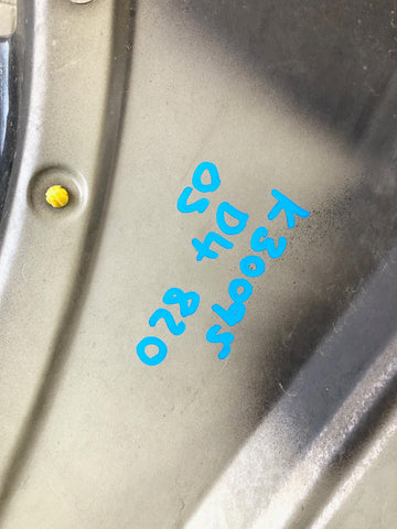 Discovery 4 Front Wing Off Side Santorini Black LRC 820 2009 to 2016 K30095