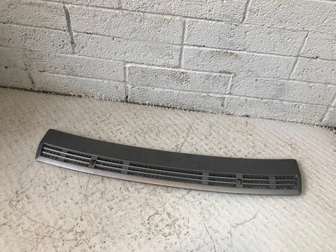 Range Rover L322 Bonnet Grill Under Windscreen 2002 to 2013 R14115