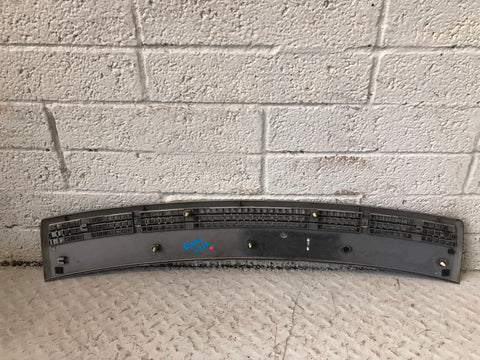 Range Rover L322 Bonnet Grill Under Windscreen 2002 to 2013 R14115