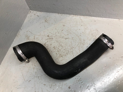 Range Rover Sport Pipe Intecooler to Turbo Near Side 3.6 TDV8 2006 to 2009