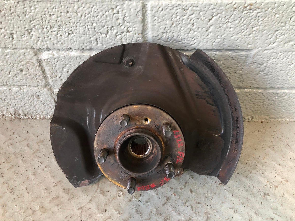 Range Rover L322 Hub Assembly Near Side Front 2006 to 2009 All Models K11056