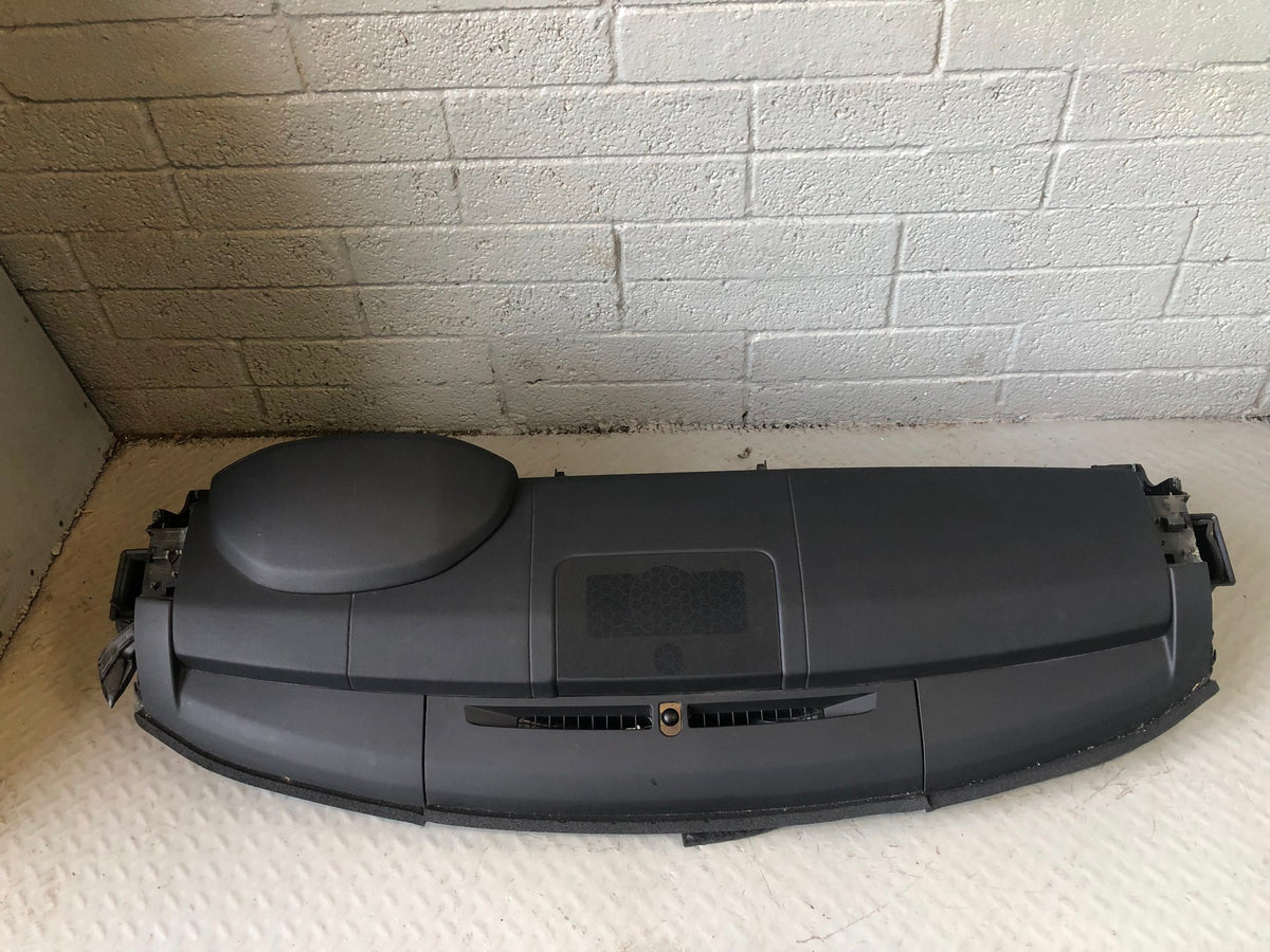 Range Rover L405 Dashboard Top in Black with Safety Bag 2013 to 2017 L15056