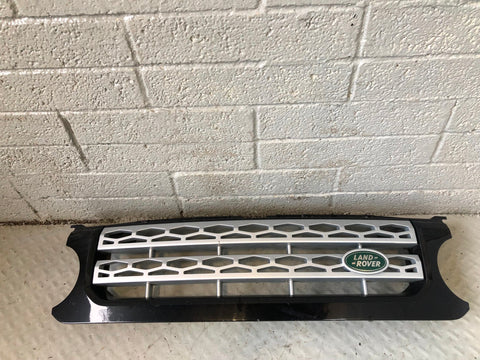Discovery 4 Grille Front Santorini Black Land Rover 2009 to 2016 K30095