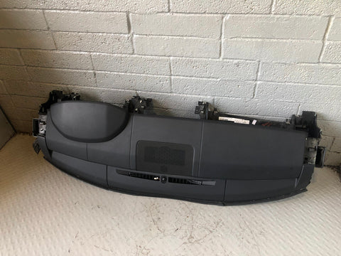 Range Rover L405 Dashboard Top in Black with Safety Bag 2013 to 2017 L15056