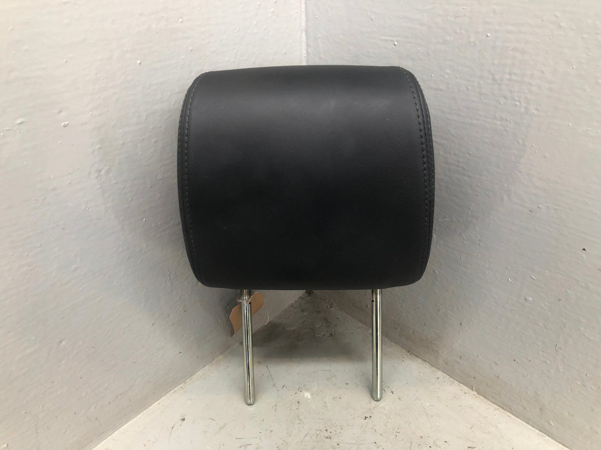 Discovery 4 Front Headrest Leather in Black Left or Right Land Rover L319