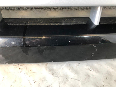 Discovery 4 Grille Front Santorini Black Land Rover 2009 to 2016 K30095