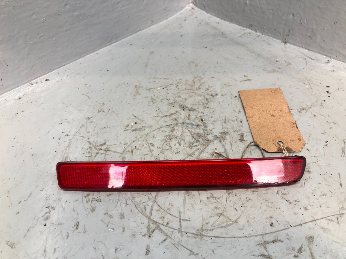 Range Rover Sport Rear Bumper Reflector Off Side Right L320 2009 to 2013