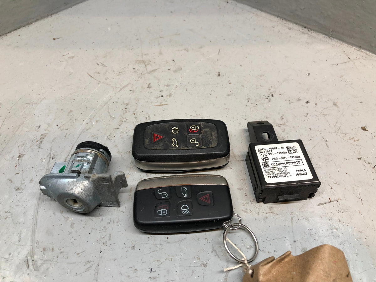 Discovery 4 Key Remotes and Blades with Door Lock Land Rover 2009 to 2014 L12016