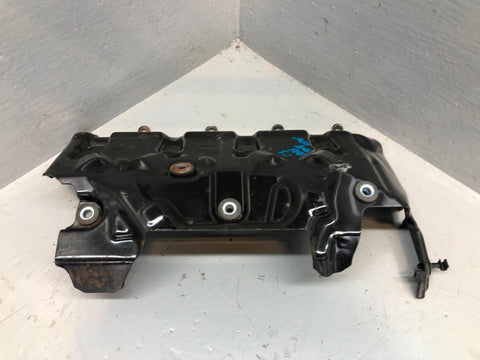 Range Rover Sport TDV8 Injector Cover 6H3Q-9S276-BB Off Side Right 2006 to 2009