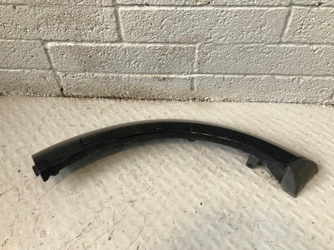 Discovery 4 Arch Trim Near Side Rear Quarter Santorini Black 2009 to 2016 K30095