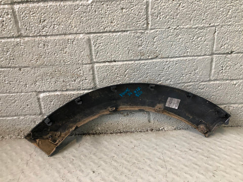 Discovery 4 Arch Trim Near Side Rear Quarter Santorini Black 2009 to 2016 K30095