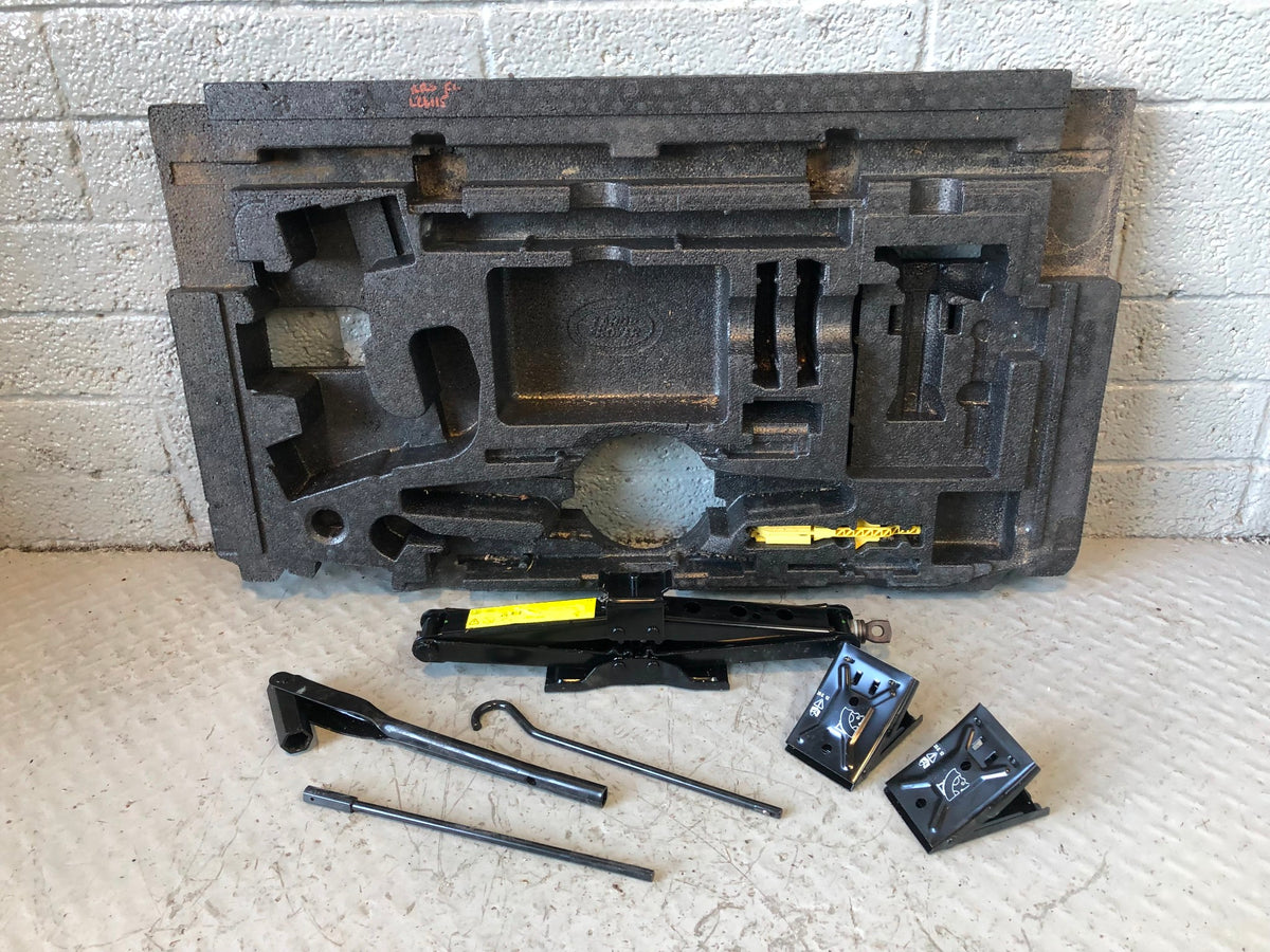 Range Rover Sport Tool Storage Boot with Jack Wheel Brace 2005 to 2013 L26115