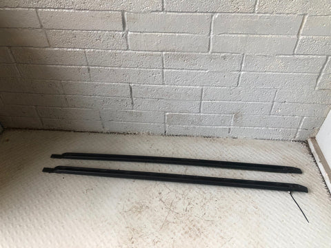 Discovery 4 Roof Rails Three Quarter Length Roof Bars Land Rover L10046