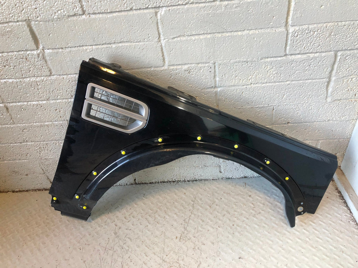 Discovery 3 Wing Off Side Front Java Black 697 Land Rover 2004 to 2009 K05115