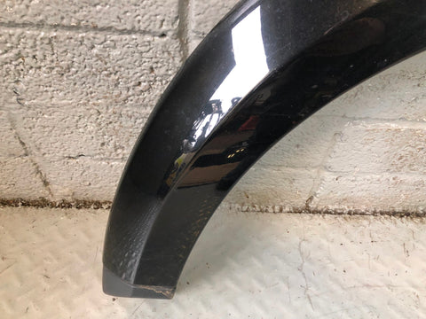 Discovery 4 Wheel Arch Trim Front Off Side Santorini Black Land Rover K30095