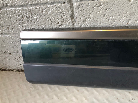 Range Rover L405 Door Pod Trims Lower Set of 4 Aintree Green 2013 to 2017 L18085