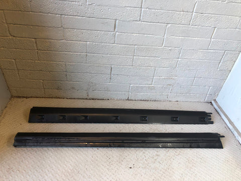 Discovery 3 or 4 Sill Trim Cover Protector Pair Land Rover 2004 to 2014 K05115