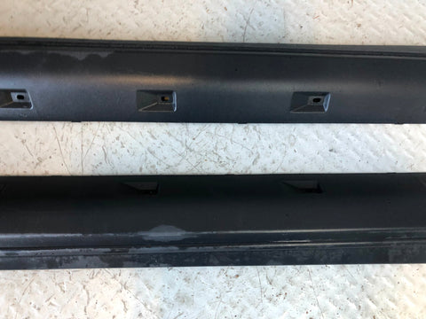 Discovery 3 or 4 Sill Trim Cover Protector Pair Land Rover 2004 to 2014 K05115