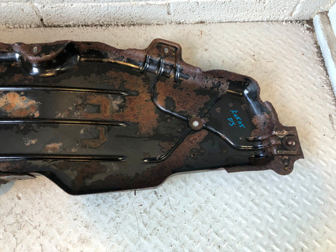 Discovery 3 Fuel Tank Guard LR015384 Land Rover 2004 to 2009 K05115
