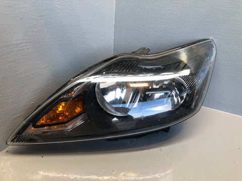 Ford Focus Headlight Near Side Halogen MK2.5 8M51 13W030 DE 2008 to 2011