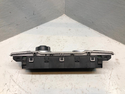 Range Rover L322 Air Suspension Switch Control Panel Clock YUL000072PUY R13016