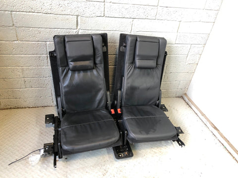 Discovery 4 Seats Rear 3rd Third Row in Black Land Rover 2009 to 2016 L17036