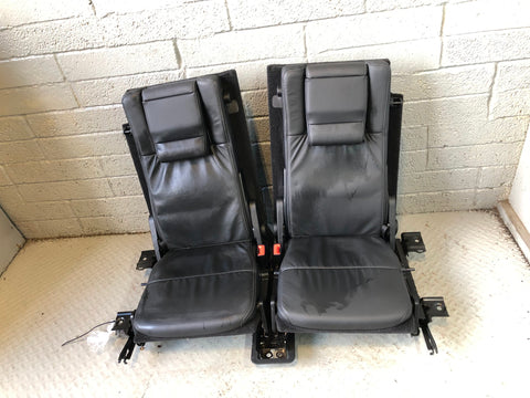 Discovery 4 Seats Rear 3rd Third Row in Black Land Rover 2009 to 2016 L17036
