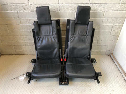 Discovery 4 Seats Rear 3rd Third Row in Black Land Rover 2009 to 2016 L17036