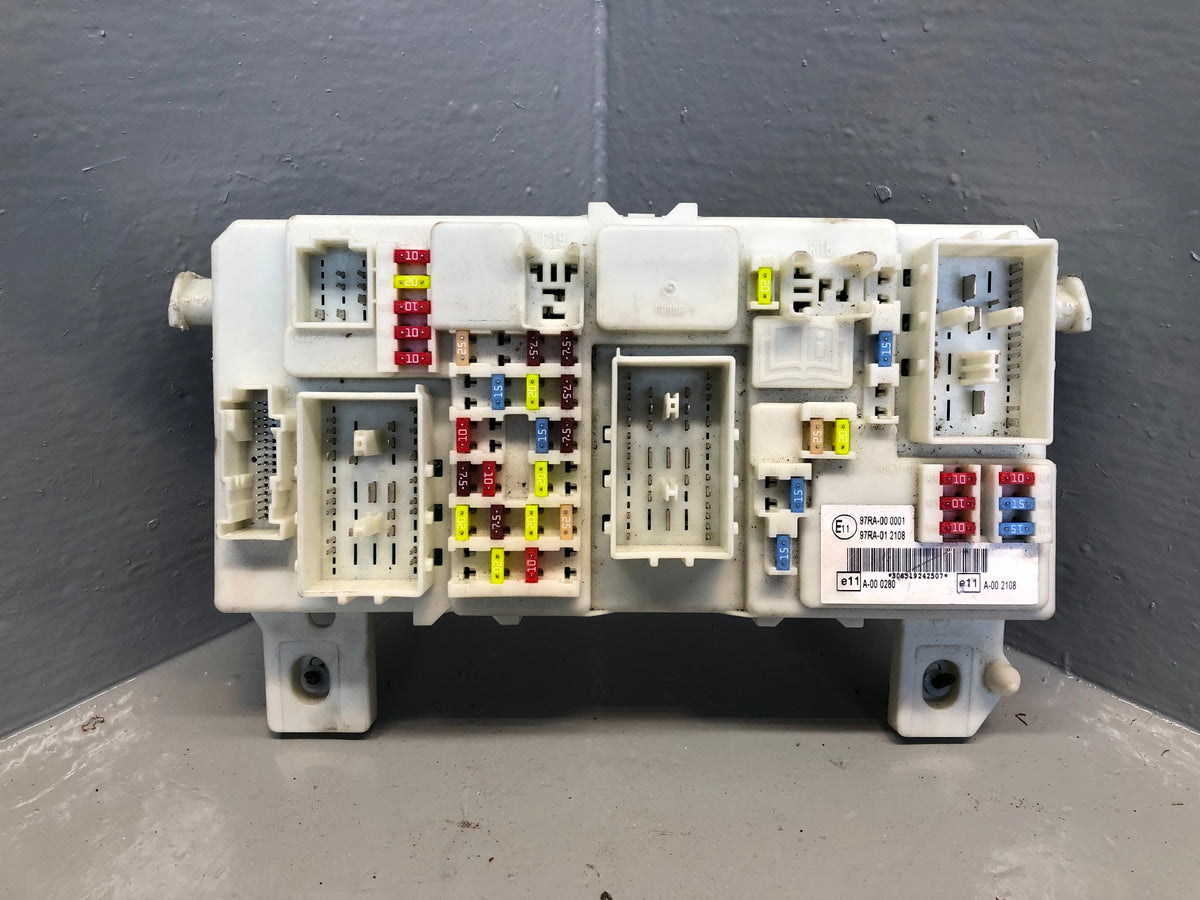 Ford Focus Body Control Module BCM MK2.5 1.6 TDCI 7M5T 14A073 CF 2008 to 2011