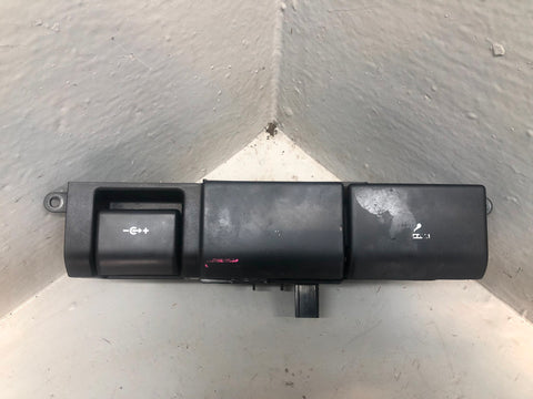 Discovery 3 Ashtray Front Coin Holder Lighter FKB500012 Land Rover 2004 to 2009