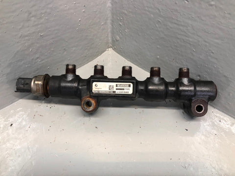 Ford Focus Fuel Rail Diesel With Sensor 1.6 TDCI MK2.5 9654592680 2008 to 2011