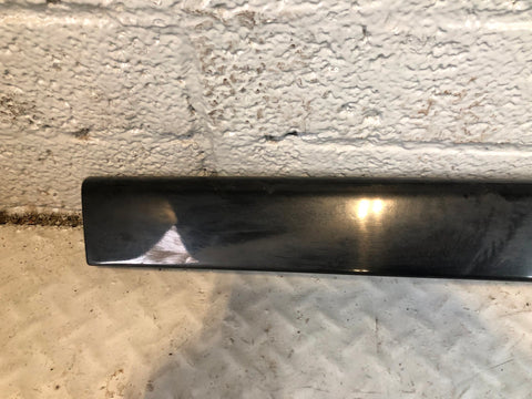 Range Rover Sport Tailgate Trim Santorini Black DGP000192 2011 to 2013 L26115