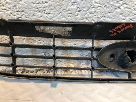 Ford Focus Front Grille Assembly Genuine MK2.5 2008 to 2011