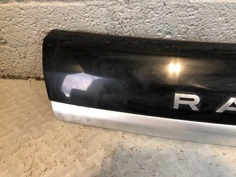 Range Rover Sport Tailgate Trim Santorini Black L320 2011 to 2013 L26115