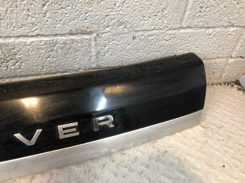 Range Rover Sport Tailgate Trim Santorini Black L320 2011 to 2013 L26115