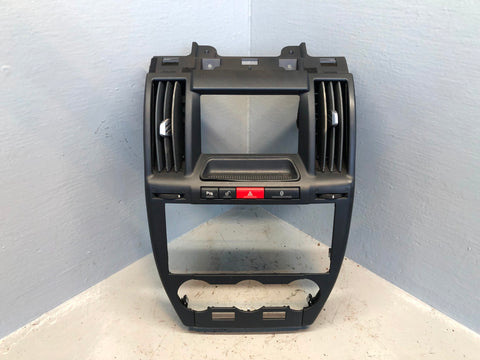 Freelander 2 Centre Dashboard Vents Panel Black Land Rover 2006 to 2011 R17036