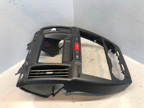 Freelander 2 Centre Dashboard Vents Panel Black Land Rover 2006 to 2011 R17036