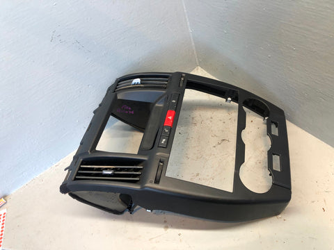 Freelander 2 Centre Dashboard Vents Panel Black Land Rover 2006 to 2011 R17036