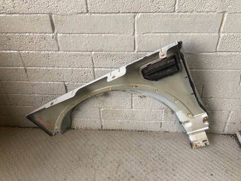 Discovery 3 Wing Off Side Front Zermatt Silver Land Rover 2004 to 2009 D15046