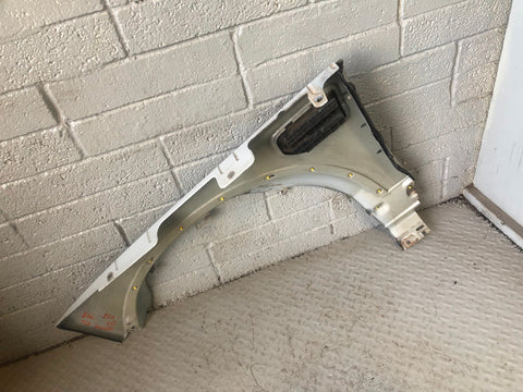 Discovery 3 Wing Off Side Front Zermatt Silver Land Rover 2004 to 2009 D15046