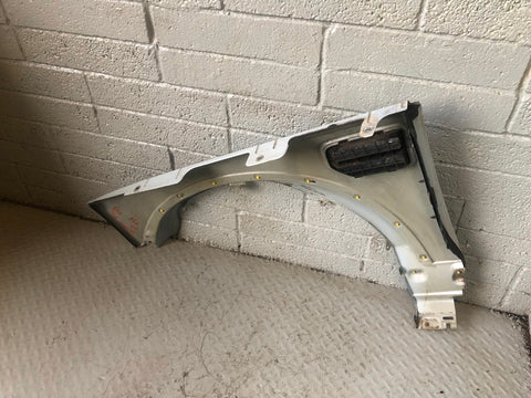 Discovery 3 Wing Off Side Front Zermatt Silver Land Rover 2004 to 2009 D15046