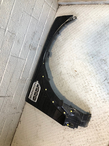 Discovery 4 Front Wing Off Side Santorini Black LRC 820 2009 to 2016 L12016