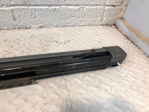 Range Rover L322 Dog Guard Retractable Luggage Net in Black 2002 to 2013
