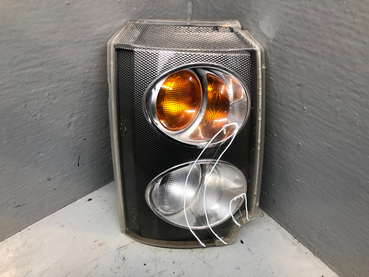 Range Rover L322 Indicator Side Light Off Side Front Spares or Repairs R13016
